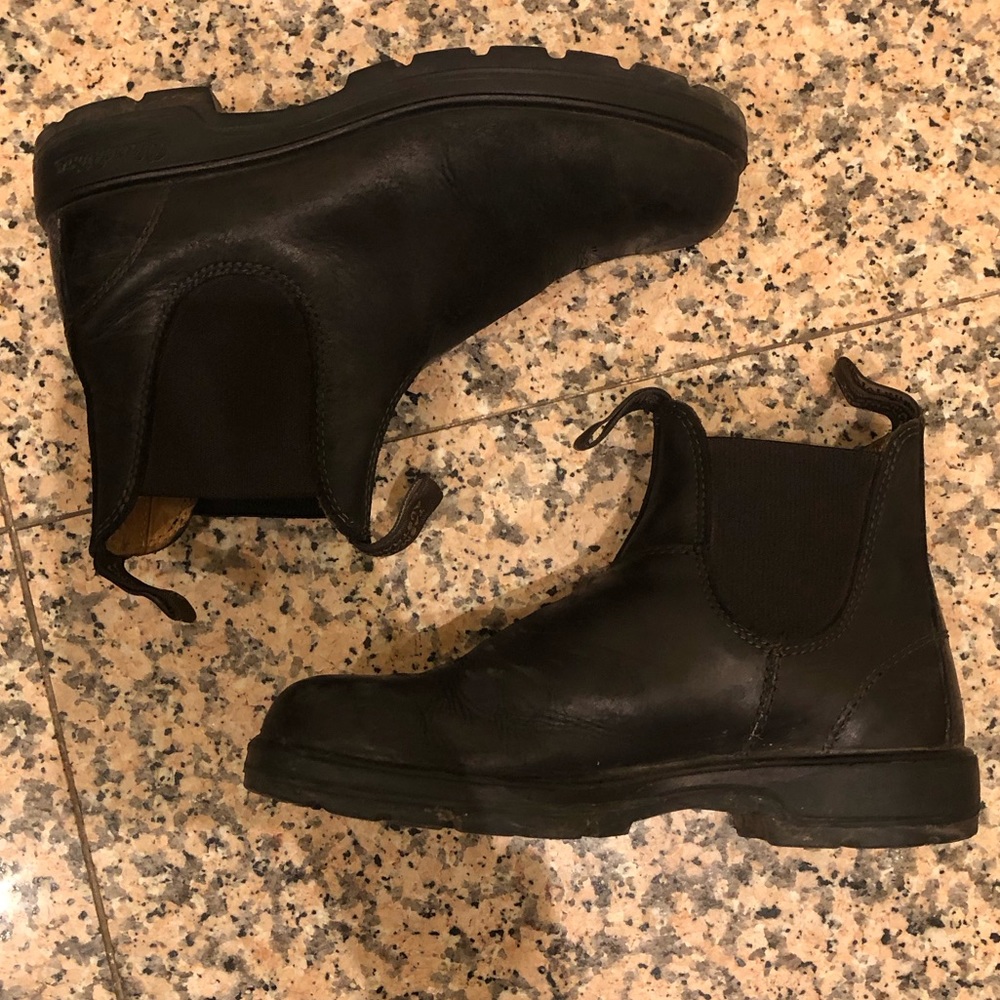 Blundstone boots 585